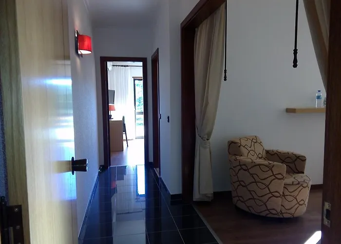 Ouro 3* Виейра-де-Лейрия